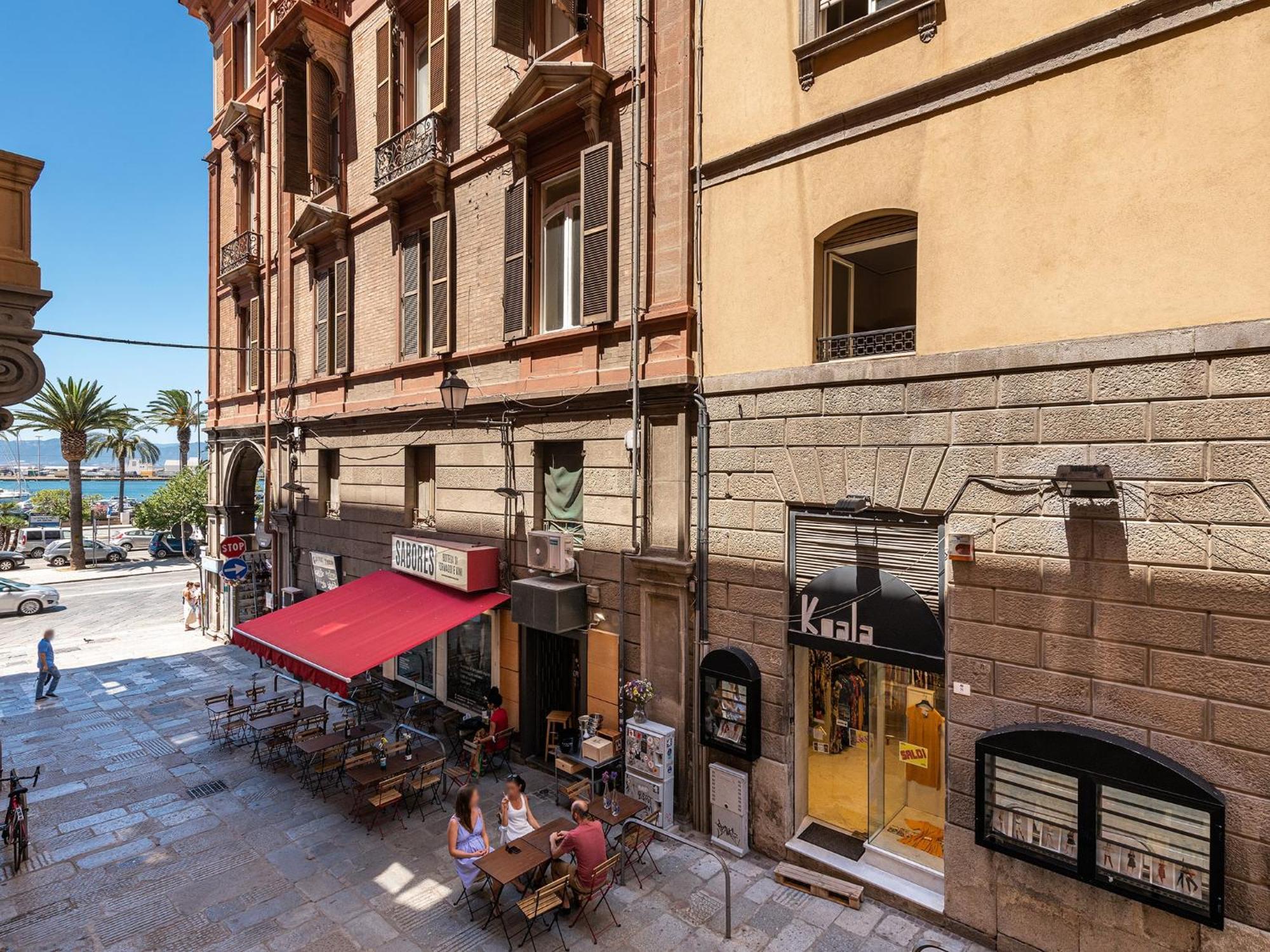 La Buona Stella Hotel Каляри Екстериор снимка